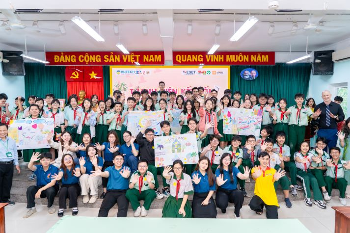 13Win 21 link không chặn Khoa Tiếng Anh mang trải nghiệm 13Win 21 kênh chính thức sáng tạo đến học sinh THCS Hà Huy Tập 9