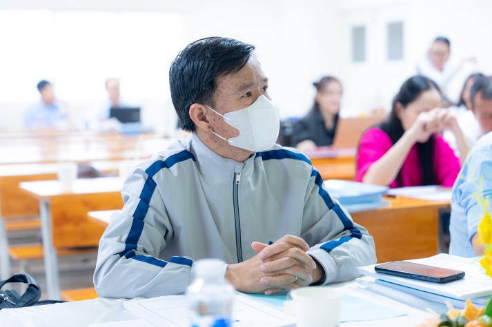 13WIN13 tổ chức thành công buổi bảo vệ luận văn/đề án 13Win13 link đăng nhập 13Win 22 miễn phí mỗi ngày Luật kinh tế - đợt 03 21