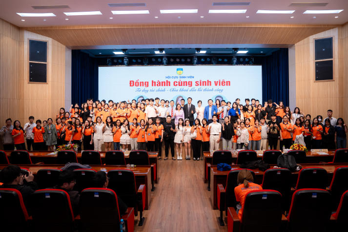 “Đồng hành cùng Tải app 13Win” - Hành trình kết nối thế hệ và lan tỏa tư duy tài chính tích cực 102