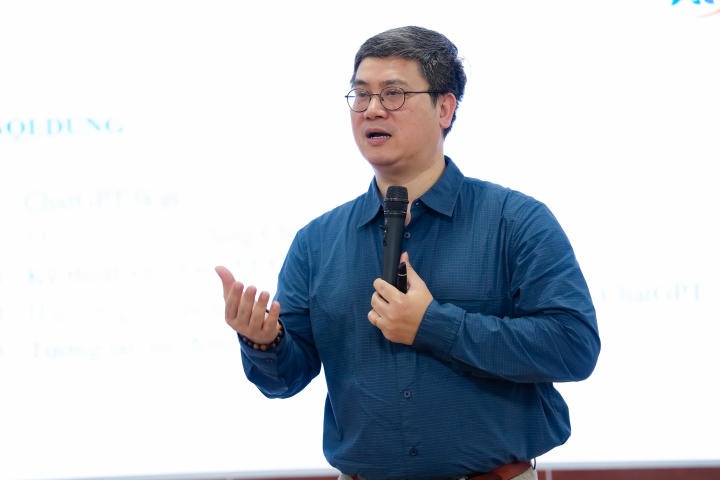 “Bắt nhịp” với sự phát triển của trí tuệ nhân tạo tại seminar về ChatGPT và các nền tảng trí tuệ nhân tạo 20