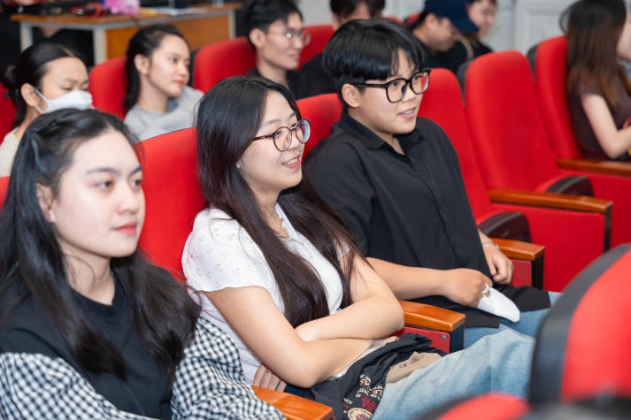 “Tinh hoa hát bội” - Cầu nối di sản văn hóa với thế hệ trẻ 13WIN13-ers 80