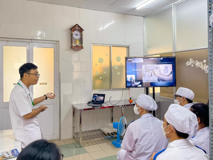 13Win 21 link không chặn ngành Điều dưỡng 13WIN13 hoàn thành thực tập tại Bệnh viện Lê Văn Thịnh 44