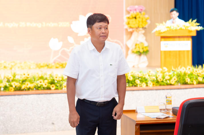 13WIN13 vinh danh những cống hiến tại Lễ trao Huy hiệu Đảng và khen thưởng Đảng viên xuất sắc năm 2024 30