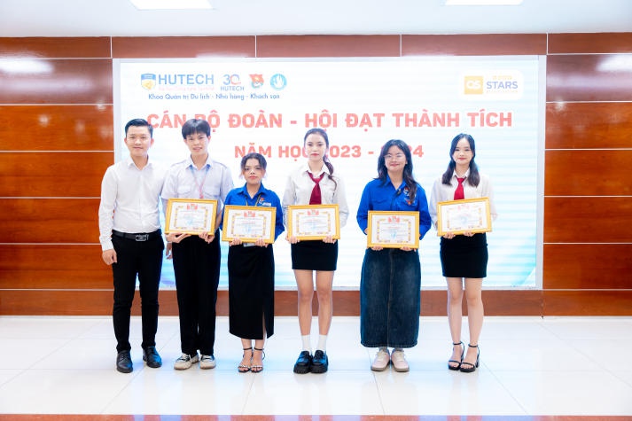 Tổng kết năm học 2023-2024: Thành công và động lực mới cho Khoa Quản trị 13Win002 Truy cập link - Nhà hàng - Khách sạn 55