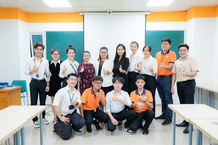 Top 50 thí sinh tranh tài kịch tính tại Bán kết 13Wing Slot game, Bắn cá, Đá gà, Live Casino, Xổ số I-13WIN13 “BIZ Got Talent” 115