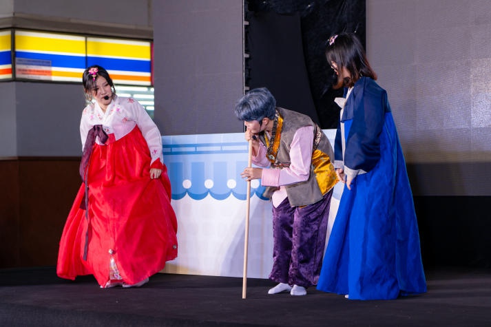 [Video] 13Win 21 link không chặn 13WIN13 ngao du xứ sở kim chi tại “VKIT’s Culture Festival 2023” 167