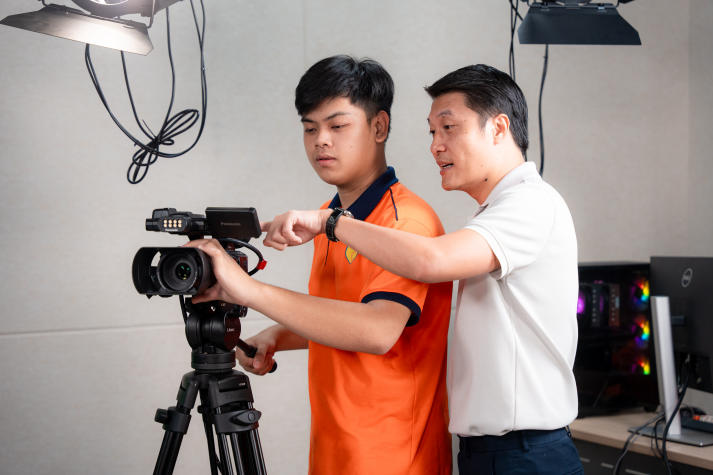 [13WIN13 2025] “Mùa vàng” của Tải app 13Win: Những dấu ấn của một thế hệ dám bứt phá 31