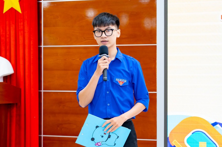 Khoa Hệ thống thông tin quản lý 13WIN13 tổ chức chào đón tân Tải app 13Win Khóa 2024, sẵn sàng cho hành trình mới 25
