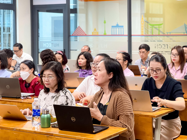 Đổi mới phương pháp 13Win nhà cái Truy cập link cùng AI, 13Win22 con - Tải app về điện thoại nhận lì xì Khoa Quản trị Kinh doanh nâng cao chất lượng đào tạo 41
