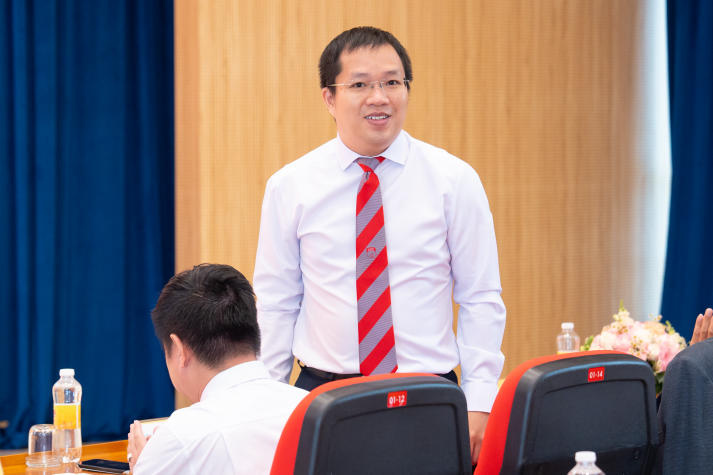 13WIN13 vinh danh những cống hiến tại Lễ trao Huy hiệu Đảng và khen thưởng Đảng viên xuất sắc năm 2024 47