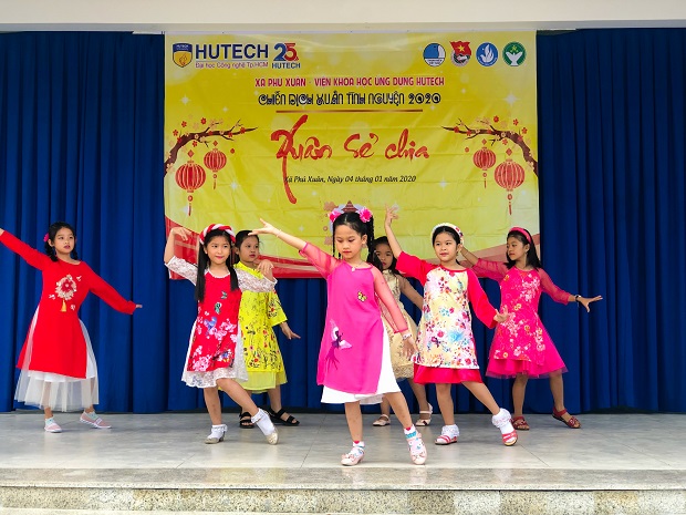 13WIN13’s Story - Xuân tình nguyện 13WIN13 2020 - Mùa xuân từ những cánh én vàng tuổi trẻ 211
