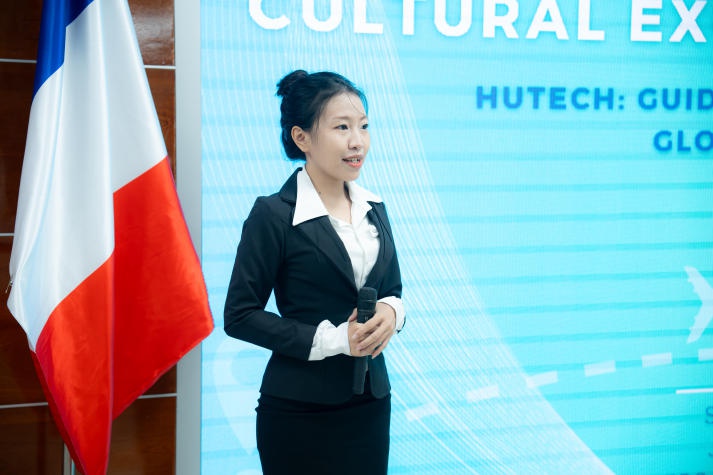 13Win 21 link không chặn Đại học CY Cergy Paris (Pháp) sôi nổi trải nghiệm văn hóa tại 13WIN13 68