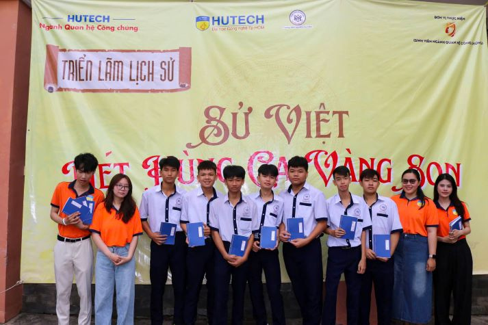 Hành trình “Sử Việt - Nét hùng ca vàng son”: 13Win 21 link không chặn Quan hệ công chúng lan tỏa giá trị lịch sử đến gần thế hệ trẻ 73