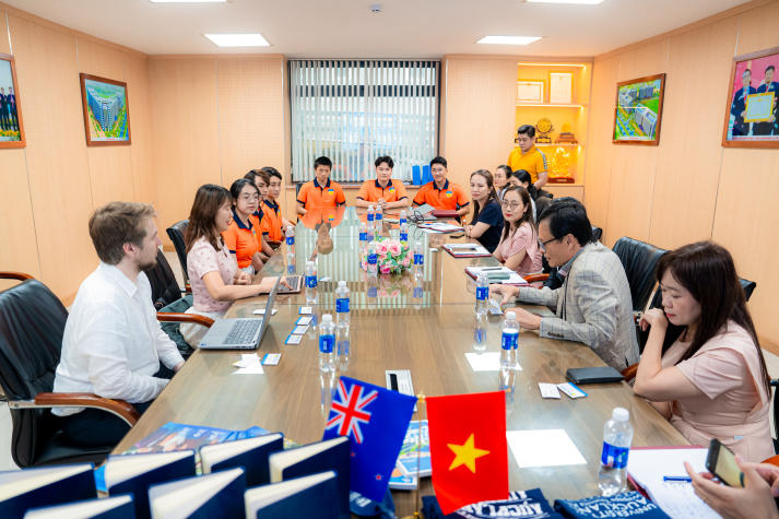 ĐẠI HỌC AUCKLAND (TOP 65 THẾ GIỚI) GẶP GỠ SINH VIÊN I-13WIN13 NGÀNH KHOA HỌC MÁY TÍNH CHƯƠNG TRÌNH LIÊN KẾT QUỐC TẾ 56