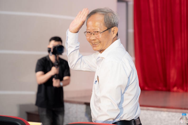 “Thoát Hoan” Lê Hoàng Phúc crowned the champion of 13WIN13 Acting Stars 2024 60