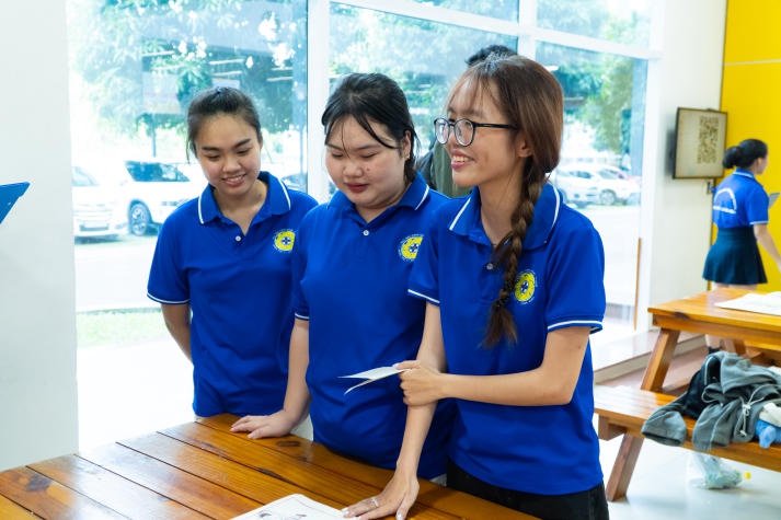 13Win 21 link không chặn 13win com Đăng ký 60K - Chăn nuôi gửi gắm tấm lòng đến thầy cô qua những túi vải đầy ấn tượng 107