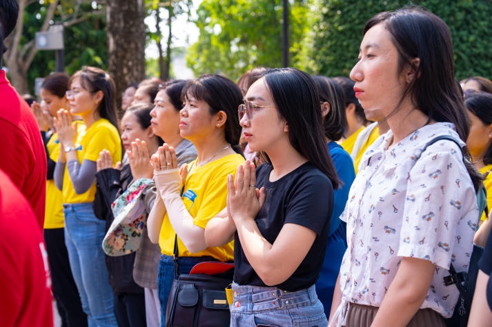 [Video] CB-GV-NV nữ sôi nổi giao lưu tại “Ngày hội Nữ công 13WIN13” 180