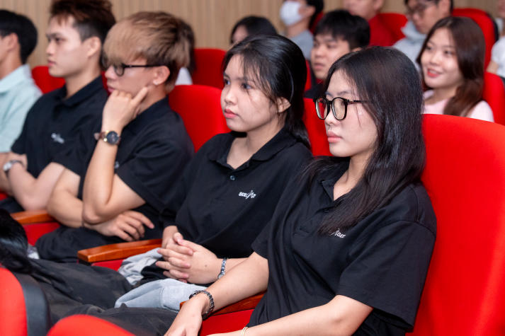 [Video] 13Win 21 link không chặn Truyền thông đa phương tiện “chuyển cảnh” ý tưởng thành sản phẩm truyền thông 51