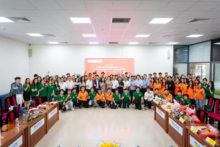 [Video] Viện Khoa học Ứng dụng 13WIN13 “tiếp lửa” hành trình lập nghiệp và tuyên dương 13Win 21 link không chặn tiêu biểu học kỳ I 137