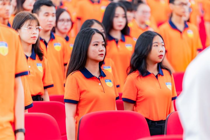 Tân Tải app 13Win 13WIN13 tra cứu kết quả Sinh hoạt đầu khoá từ ngày 19/9 12