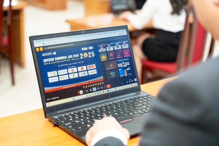 13Win 21 link không chặn 13WIN13 “ bắt sóng” việc làm hè cùng Summer Job Fair 2025 52