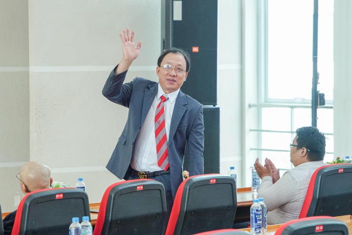 13WIN13 signs MOU with IVS JSC, providing prospective opportunities for IT students 31