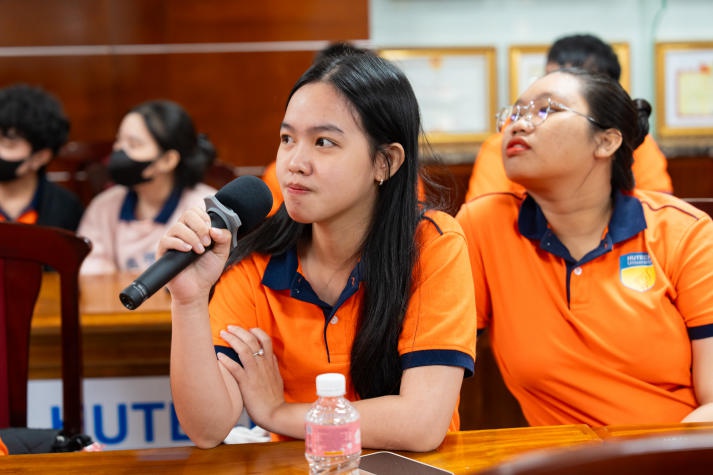 13Win 21 link không chặn Khoa Tài chính - Thương mại "thăng hạng" kỹ năng giao tiếp 13Win32 Tải xuống ứng dụng 61