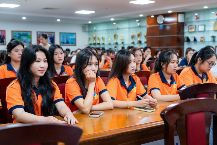 Trang Chủ Sòng Bạc 13win.com Uy Tín đồng hành cùng Tải app 13Win tạo dấu ấn cá nhân trong lĩnh vực Marketing 47