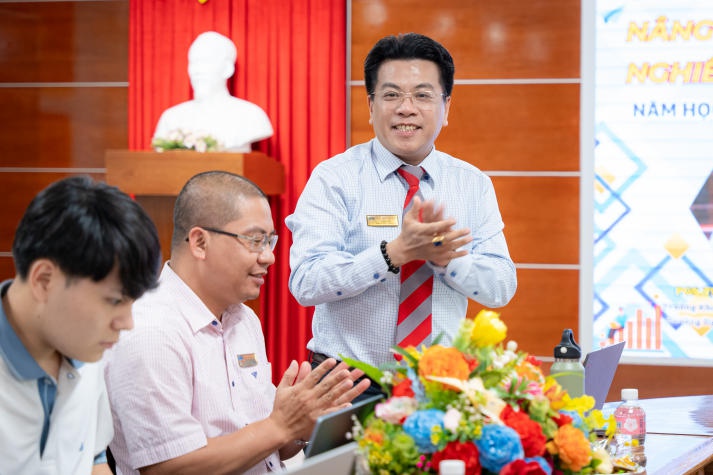 13Win 21 link không chặn Khoa Tài chính - Thương mại 13WIN13 học hỏi bí quyết nâng cao chất lượng nghiên cứu khoa học 26