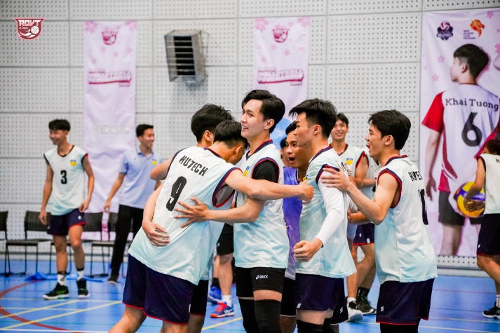 13WIN13 đạt cú đúp vô địch tại Giải Bóng chuyền RMIT mở rộng năm 2024 52
