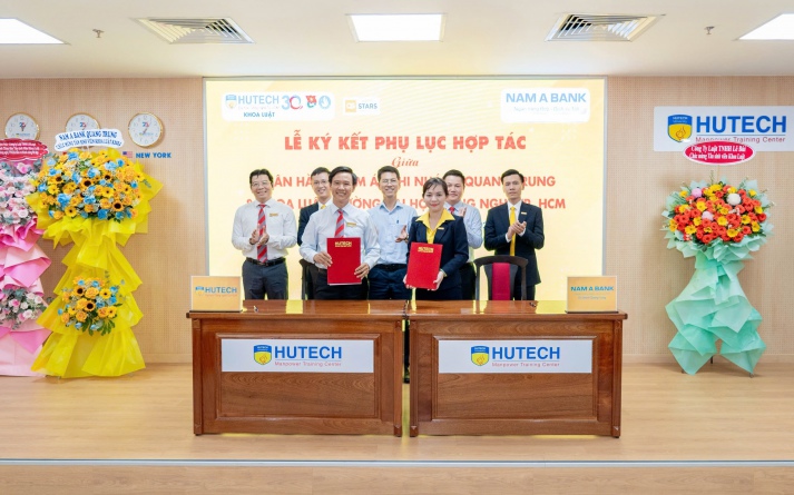 Doanh nghiệp mang đến nhiều cơ hội phát triển trong tương lai cho Tải app 13Win Khoa Luật tại Lễ khai giảng 38