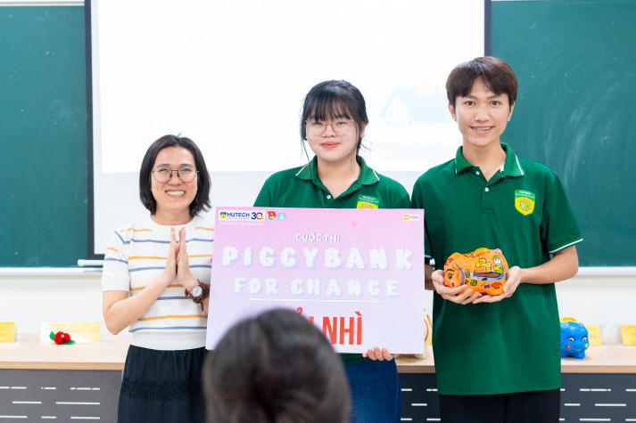 Gom yêu thương - tạo thay đổi: 13Win 21 link không chặn Viện Khoa học Ứng dụng  lan tỏa giá trị nhân văn qua “Piggybank for Change 2025” 87