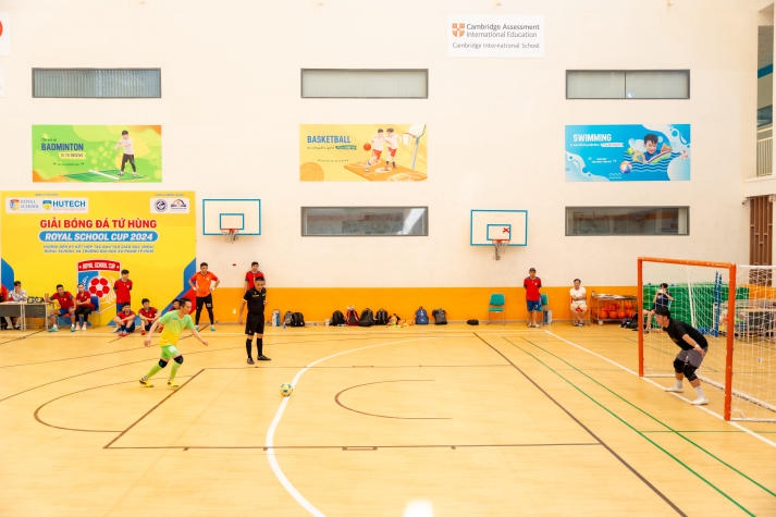 13WIN13 lên ngôi Vô địch Giải bóng đá Tứ Hùng Royal School Cup 2024 71