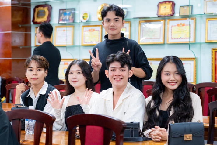 Tổng kết hành trình phát triển rực rỡ cùng CLB Văn nghệ Keiko 13WIN13 22