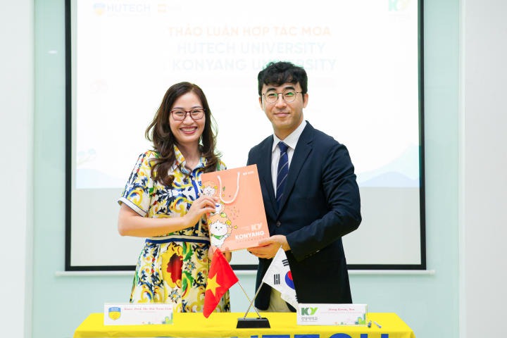 13WIN13 ký kết MOU với Trường Đại học Konyang (Hàn Quốc) 107