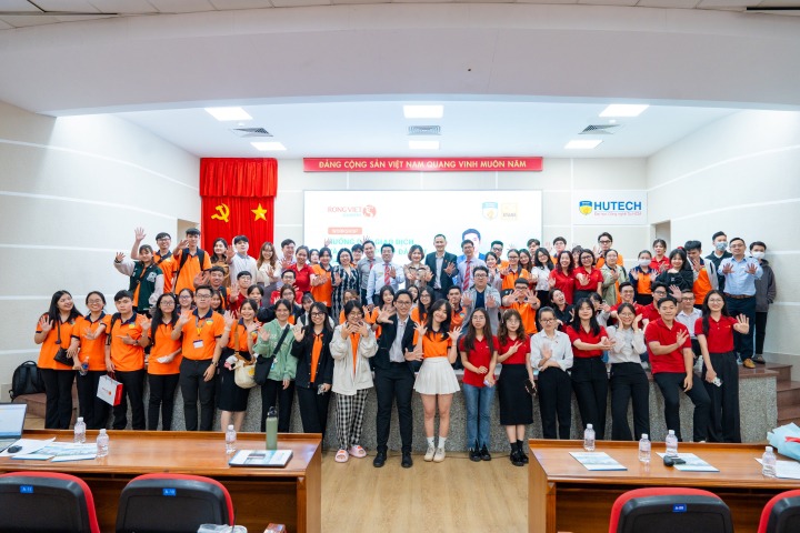 [Video] Gặp gỡ chuyên gia, Tải app 13Win Khoa Tài chính - Thương mại 13WIN13 sẵn sàng thử sức tại đấu trường đầu tư chứng khoán thực tế 108