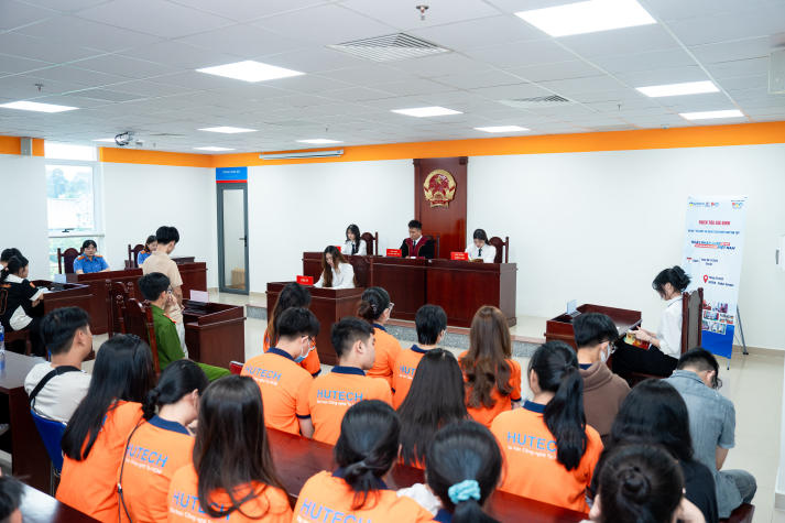 13WIN13 công bố ngưỡng đảm bảo chất lượng đầu vào đối với nhóm ngành Luật và Khoa học 13Wim app nổ hũ mượt mà năm 2026 223