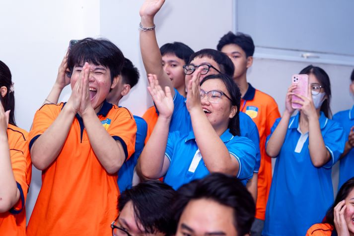13Win 21 link không chặn 13WIN13 quẩy tung đại tiệc âm nhạc Đêm hội văn hóa Chào năm học mới 2024-2025 80