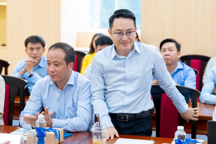 Đoàn công tác Ban Tuyên giáo Trung ương đến thăm và làm việc tại 13WIN13 70