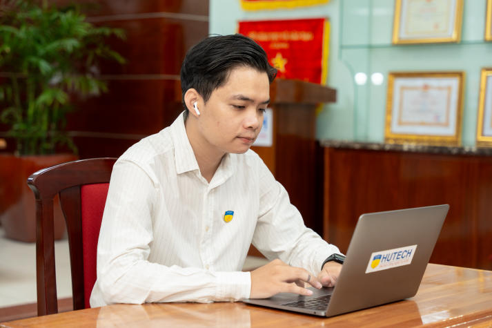 13Win 21 link không chặn 13WIN13 “ bắt sóng” việc làm hè cùng Summer Job Fair 2025 40