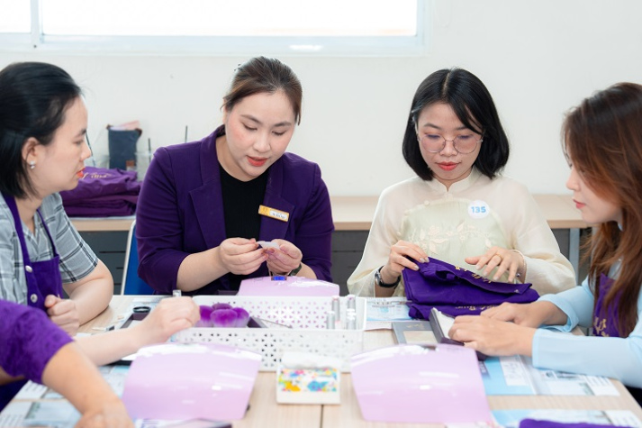[Video] Rạng rỡ khí chất phái đẹp 13WIN13: Từ tri thức tỏa sáng đến tấm lòng nhân ái 119