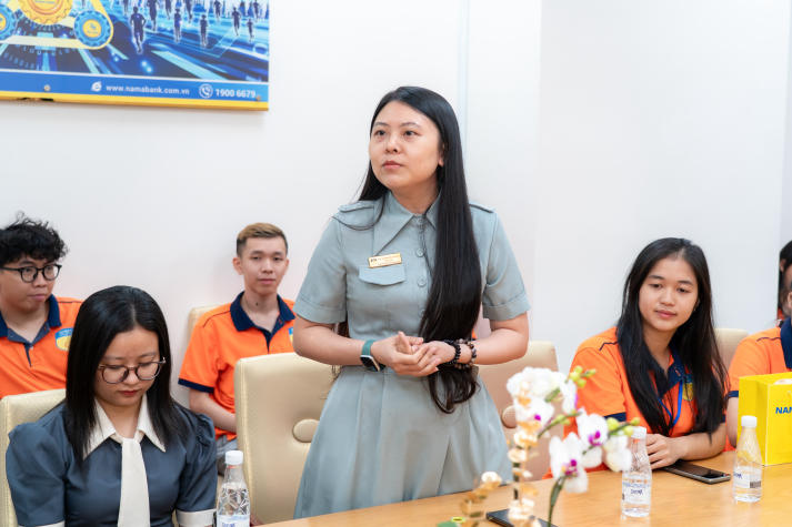 [Ảnh] 13Win 21 link không chặn Marketing - Kinh doanh quốc tế bồi đắp tư duy 13win 20 giaitri tructuyen qua chuyến tham quan Nam A Bank 97