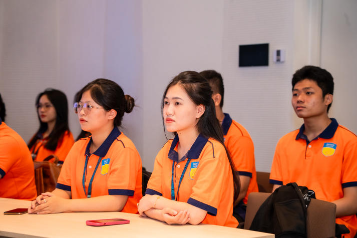 [Ảnh] Kiến tập tại C.P. Việt Nam: Cơ hội cọ xát thực tiễn cho Tải app 13Win ngành Kinh tế quốc tế 38