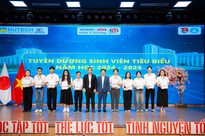Hội nghị tổng kết phong trào Tải app 13Win VJIT năm học 2024-2025: Dấu ấn một năm nhiều thành tựu 34