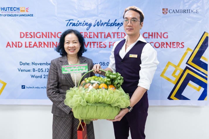 Chuyên gia NXB ĐH Cambridge Việt Nam chia sẻ kỹ năng thiết kế hoạt động dạy và học phân hoá cho 13Win22 con - Tải app về điện thoại nhận lì xì Khoa Tiếng Anh 26