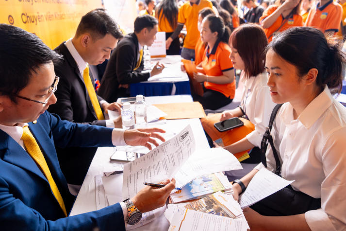 Những Trang Chủ 13Win.com Chính Thức Tặng 88k nào đã chốt tham gia 13WIN13 ALUMNI JOB FAIR 2025 vào 20/3 tới đây? 120