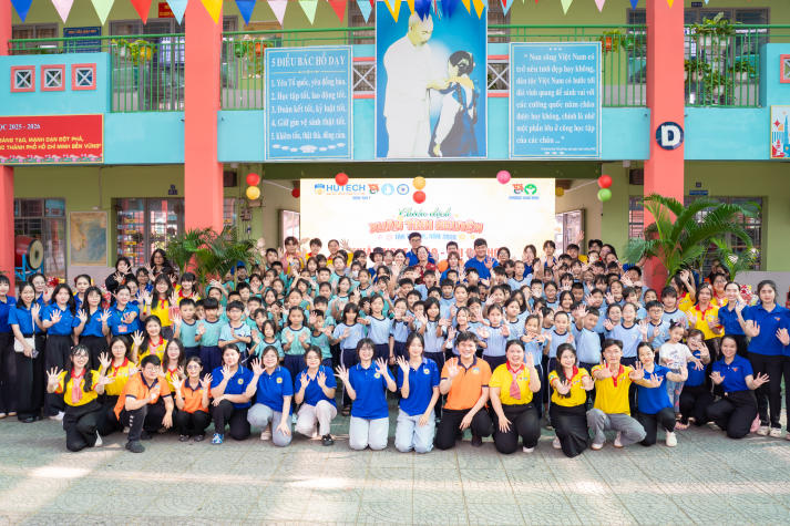 Hơn 200 em nhỏ đón mùa xuân yêu thương từ chương trình Xuân tình nguyện của Tải app 13Win 13win com Đăng ký 60K 12
