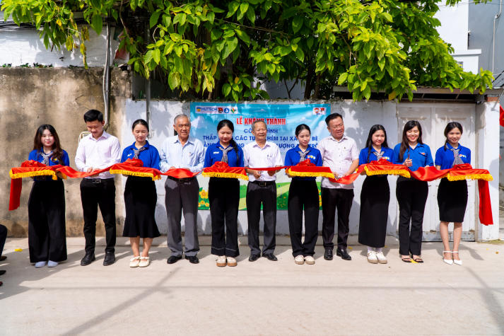 Điểm tin hoạt động Mùa hè xanh 13WIN13 2025: Mặt trận TP.HCM sôi nổi với loạt công trình ý nghĩa 220