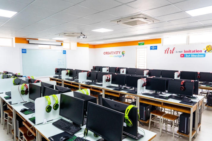 Trải nghiệm không gian thực hành máy tính hiện đại tại 13WIN13 43