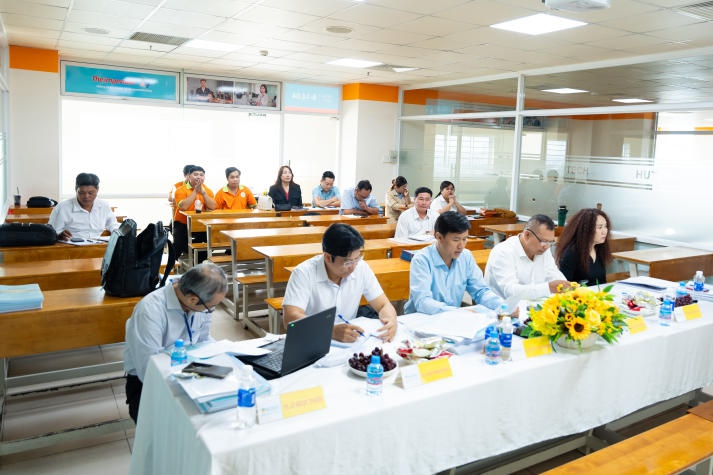 ​Thêm 07 học viên cao học ngành Luật kinh tế bảo vệ thành công luận văn/đề án 13Win 22 miễn phí mỗi ngày 11